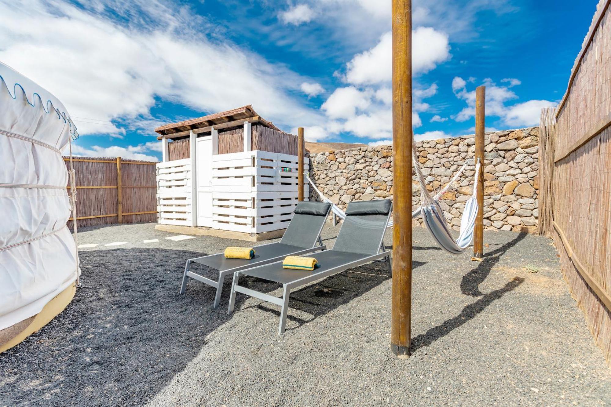 Finca De Arrieta Village - Yurts And Stone Cottages - Shared Pool - Walking Distance To Arrieta Beach - Eco Friendly Табайеско Экстерьер фото